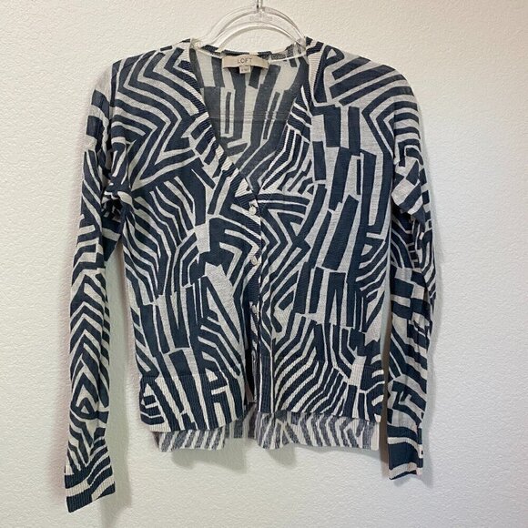 Ann Taylor LOFT Lightweight Geometric Print Ramie Blend Button Front Cardigan - Picture 1 of 7